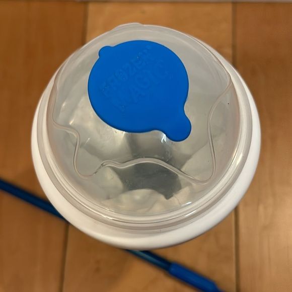 Slushie Maker Cup - Frozen Magic - Picture 10 of 10